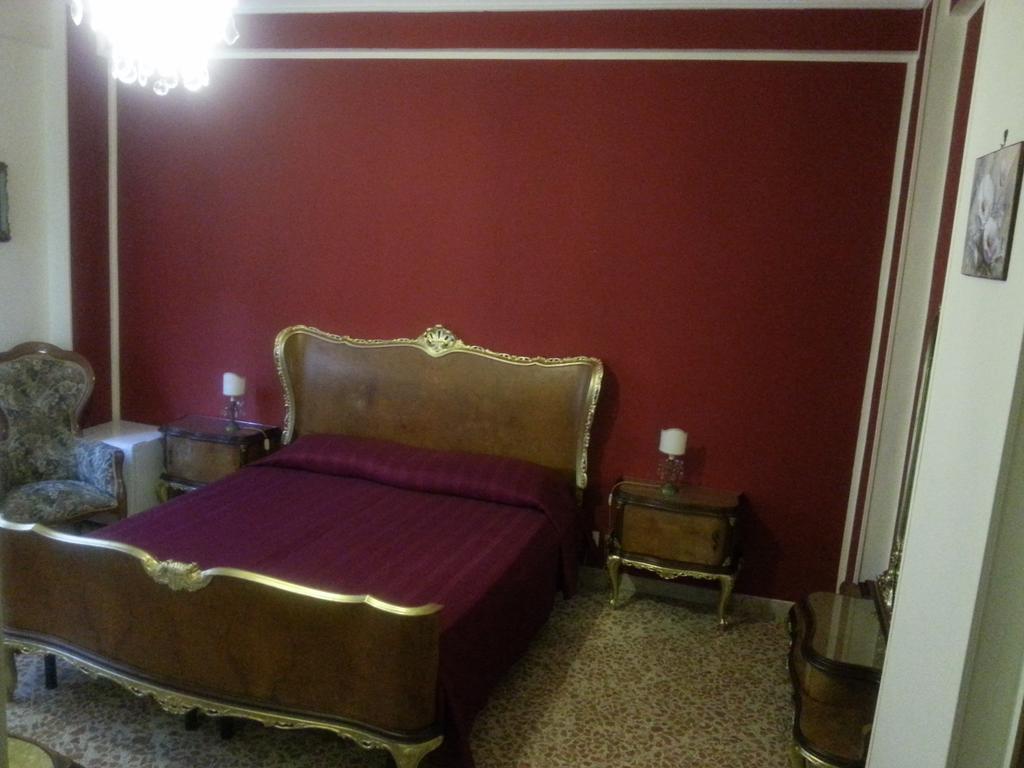 B&B Intrabartolo Trapani Szoba fotó