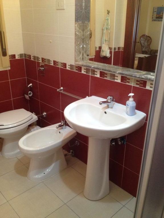 B&B Intrabartolo Trapani Szoba fotó